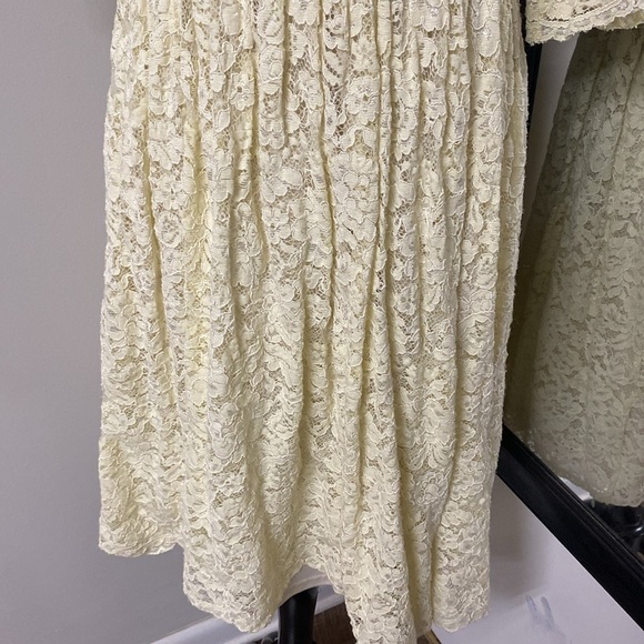 VNTG DAINTY JEWELLS CLOTHIER 80s LACE WEDDING DRESS/EASTER DRESS BUTTER YELLOW - Picture 4 of 16